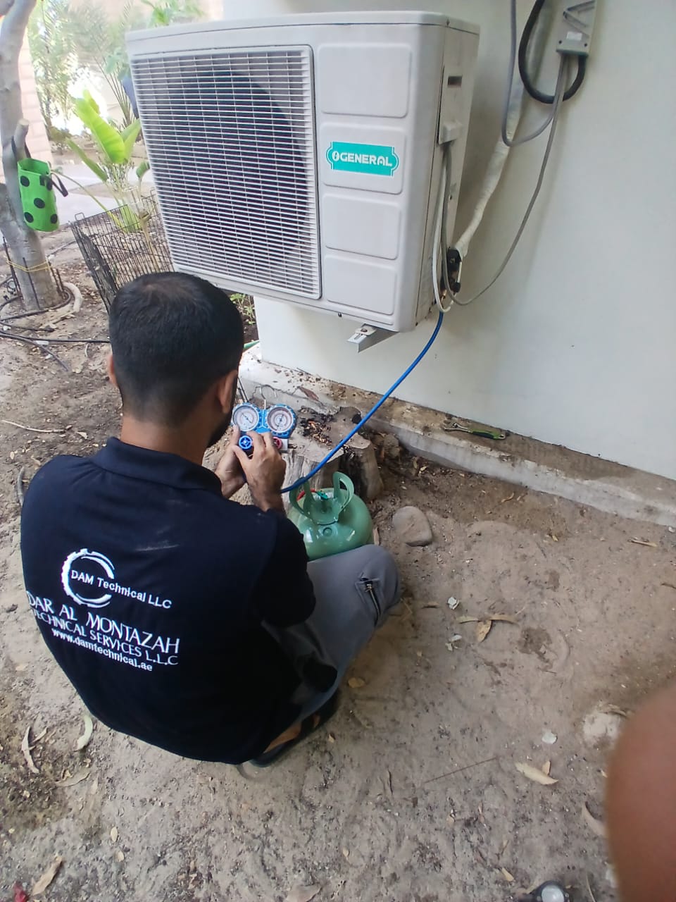 AC Gas Refilling Service in Dubai